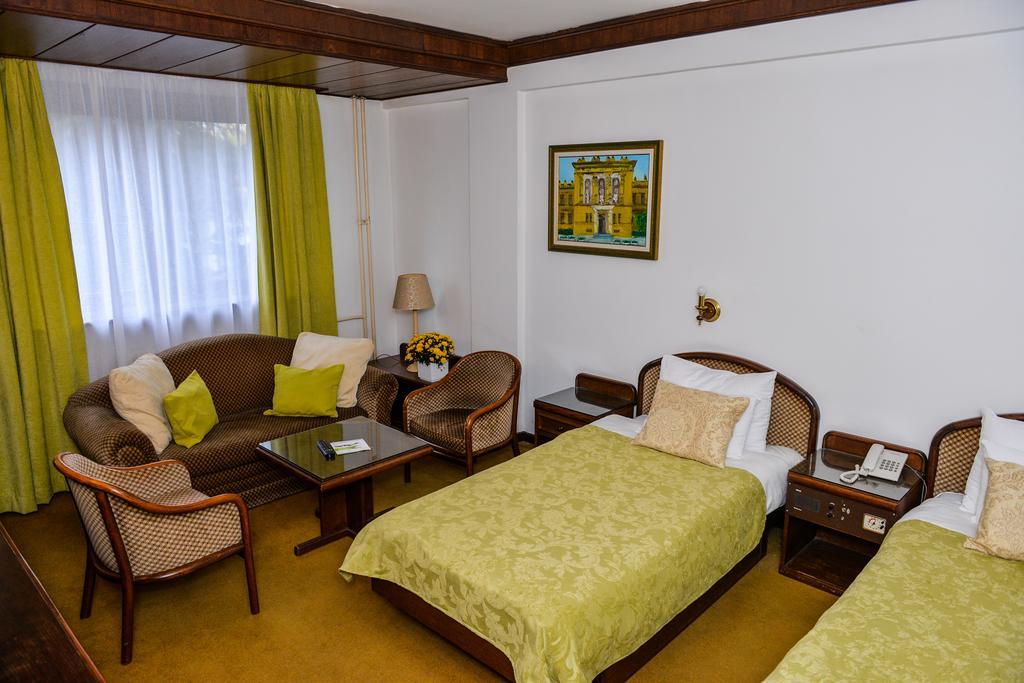 Hotel Grand Valjevo Exterior foto